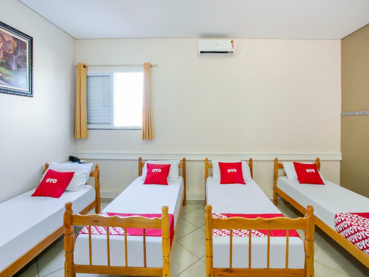 Oyo Hotel Dayse Santana de Parnaíba المظهر الخارجي الصورة